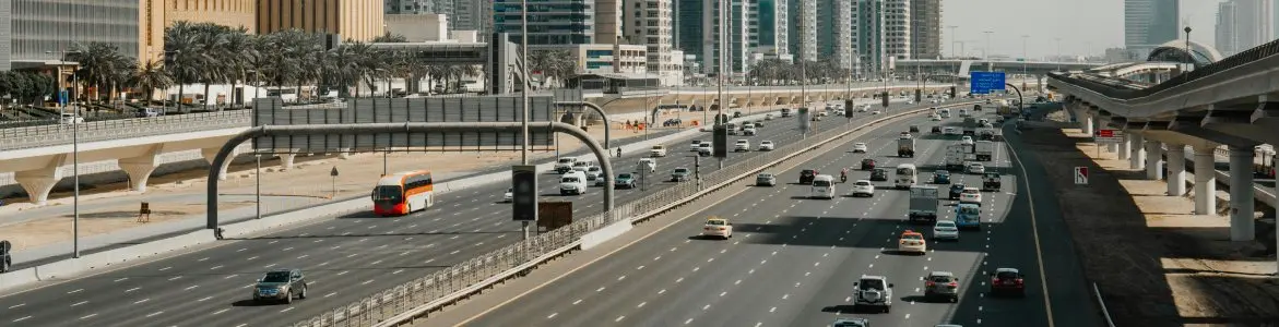 Navigating UAE’s Tyre Regulations: How to Stay Compliant with YallaTyre